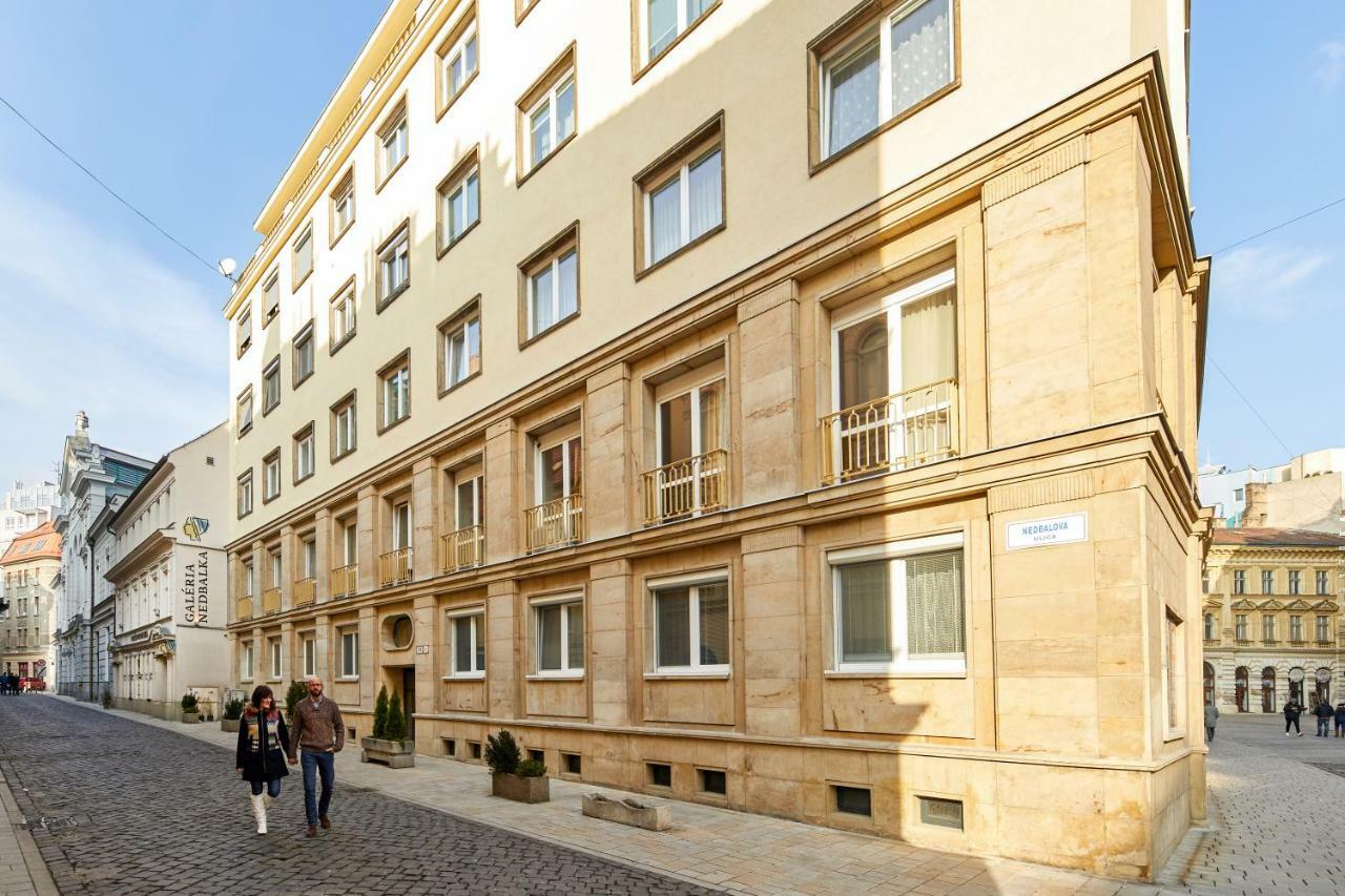 Pikachu'S Gallery - Historical Old Town Bratislava Extérieur photo